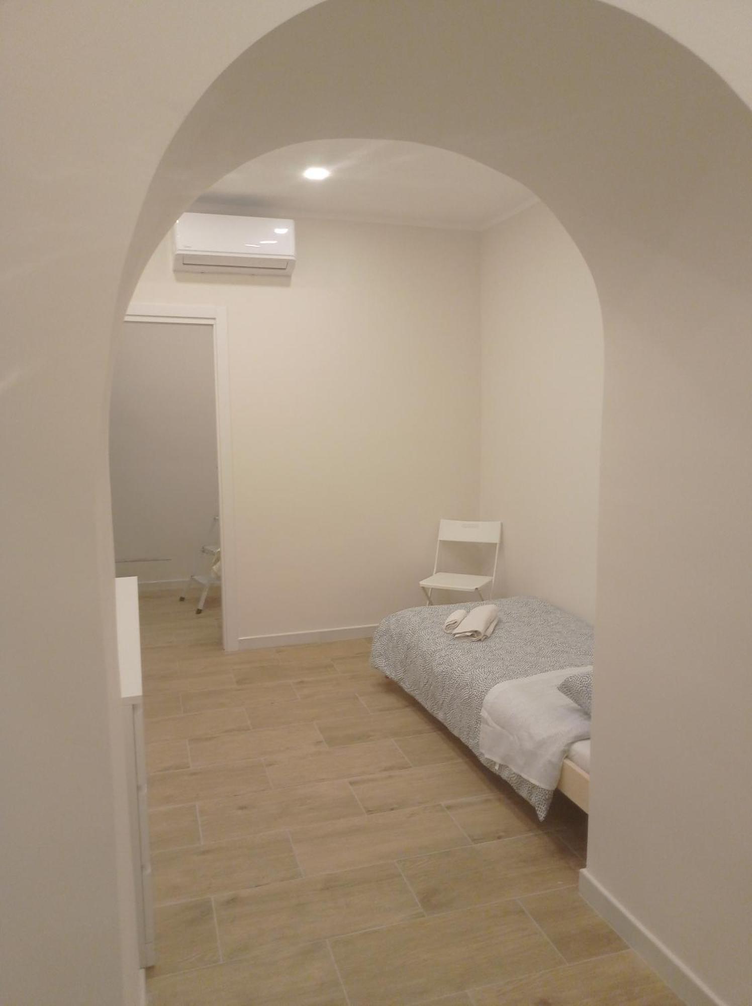 Duomo Apartament's * Napoli